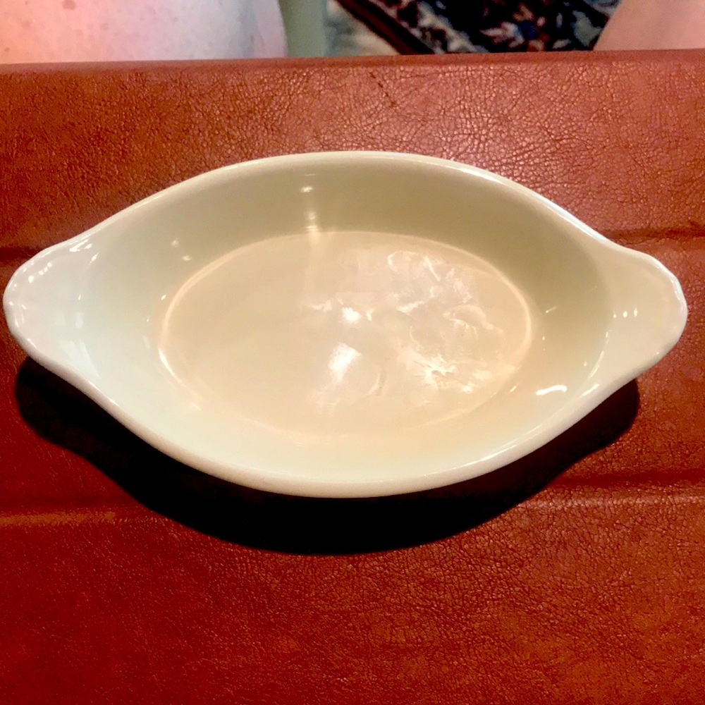 Hall 526 1/2 Small AuGratin Dish Ceramic USA
